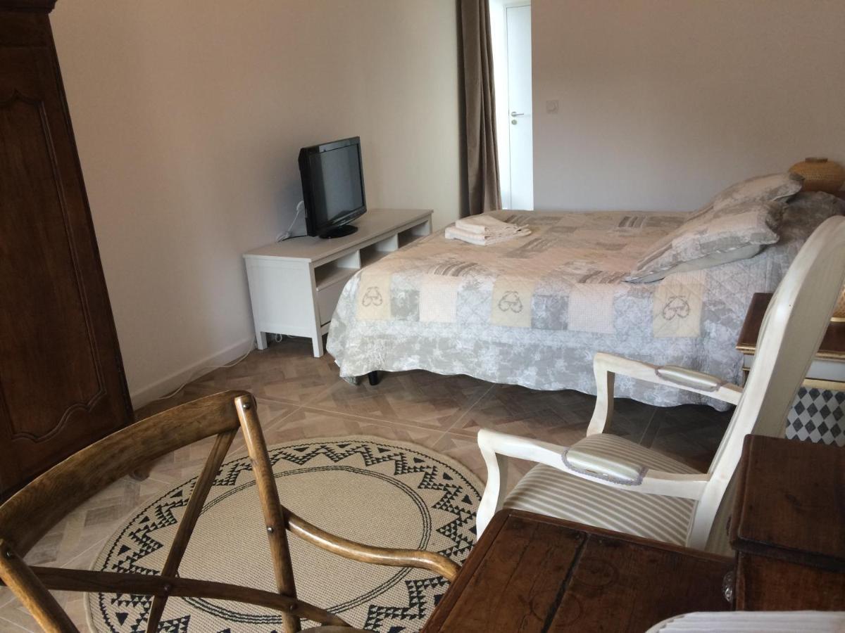 Les 3 Pigeons Hotel Bressuire Ngoại thất bức ảnh